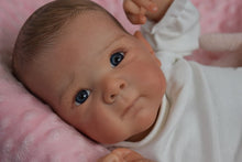 Cargar imagen en el visor de la galería, 18 Inches Cute Reborn Newborn Baby Doll Lifelike Baby Doll Handmade Reborn Baby Doll That Look Real