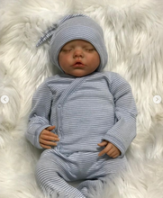 Load image into Gallery viewer, 18 Inch Adorable Sleeping Reborn Baby Dolls Girls Twins Silicone Lovely Lifelike Reborn Baby Dolls Realistic Newborn Baby Dolls Girls