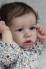 Carregar imagem no visualizador da galeria, 22 inch Lovely Adorable Lifelike Reborn Baby Dolls Realistic Cuddly Newborn Baby Dolls Gift