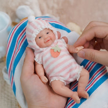 Load image into Gallery viewer, Pinky Reborn 6 Inch Mini Reborn Baby Dolls Full Silicone Baby Girl,Tiny Silicone Baby Dolls ,Mini Realistic Newborn Baby Doll with Clothes Set & Feeding Accessories (Vivienne)