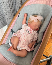 Carica l'immagine nel visualizzatore di Gallery, Rosalie 20-Inch Reborn Baby Doll Gift Set Choose Full Vinyl Girl or Soft Body Rooted Blonde Hair, Closed Eyes Includes Pacifier, Bottle & Birth Certificate 1.2KG Realistic Weight
