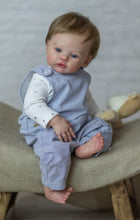 Load image into Gallery viewer, 18/19 inch Adorable Realistic Reborn Baby Doll Lifelike Soft Silicone Full Body Newborn Baby Dolls Girl Cuddly Toddler Baby Dolls