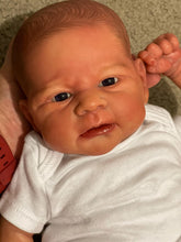 Load image into Gallery viewer, 17 Inch Realistic Reborn Baby Dolls HandMade Lifelike Silicone Baby Doll Adorable Baby Doll Girl Gift for Kids 3+