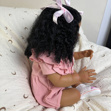 Cargar imagen en el visor de la galería, Pinky Reborn Toddler Reborn Baby Doll Girls- 24 Inch Lifelike Baby Dolls Soft Silicone Reborn Toddler Doll with Realistic Veins for Kids Age 3 +