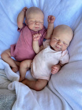 Load image into Gallery viewer, 18 Inch Adorable Reborn Baby Dolls Girls Twins Soft Cloth Vinyl Silicone Lovely Lifelike Reborn Baby Dolls Realistic Newborn Baby Dolls Girls