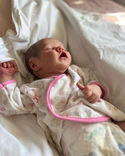 Cargar imagen en el visor de la galería, 18 Inch Sleeping Reborn Baby Dolls Silicone Soft Vinyl Lifelike Newborn Baby Girl Gift for Kids
