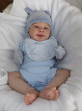 Load image into Gallery viewer, 20 inch Adorable Reborn Baby Dolls Girl Lifelike Realistic Newborn Baby Dolls Girl Gift for Kids 3+