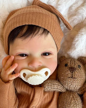 Load image into Gallery viewer, 20 inch Lovely Reborn Baby Dolls Lifelike  Realistic Newborn Baby Dolls Girl Gift for Kids 3+