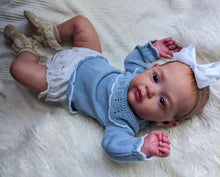 Load image into Gallery viewer, 21 inch Adorable  Newborn Baby Doll Girl Lifelike Realistic Reborn Baby Dolls Gift for Kids