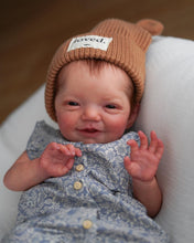 Load image into Gallery viewer, 20 Inch Adorable Lifelike Newborn Baby Dolls Girl Realistic Reborn Toddler Girl Gift for Kids3+