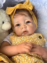 Load image into Gallery viewer, Lovely 20 Inch Reborn Baby Doll Handmade Newborn Doll Girl Silicone Vinyl Reborn Baby Doll That Looks Real