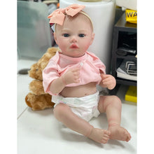 Cargar imagen en el visor de la galería, 19 Inch Handmade Realistic Reborn Baby Dolls Girl Lifelike Silicone Baby Doll Handmade Real Life Baby Doll