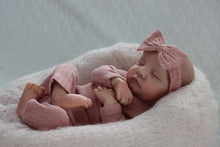 Load image into Gallery viewer, 19 Inch 48cm Newborn Baby Lifelike Reborn Baby Doll Real Looking Weighted Reborn Girl Doll Best Birthday For Girls Age 3