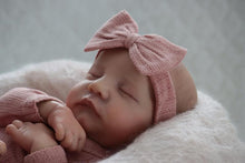 Load image into Gallery viewer, 19 Inch 48cm Newborn Baby Lifelike Reborn Baby Doll Real Looking Weighted Reborn Girl Doll Best Birthday For Girls Age 3