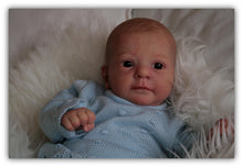 Load image into Gallery viewer, 19 Inch Adorable Reborn Baby Dolls Girl Soft Cloth Body Baby Dolls Realistic Newborn Toddler Doll Named Felicia