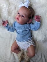 Load image into Gallery viewer, 21 inch Adorable  Newborn Baby Doll Girl Lifelike Realistic Reborn Baby Dolls Gift for Kids