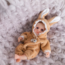 Laden Sie das Bild in den Galerie-Viewer, Reborn Baby Dolls Girl 6 Inch Solid Silicone Full Body Baby Doll Lifelike Handmade Painted Dolls Silicone Reborn Babies for Kids
