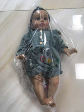 Laden Sie das Bild in den Galerie-Viewer, Reborn Toddler Dolls Black Girl Pippa 26 Inch 66 cm Big Eyes Realistic Reborn Baby Dolls Soft Cloth Body, African American Real Life Baby Doll, Lifelike Newborn Babies Doll Toy