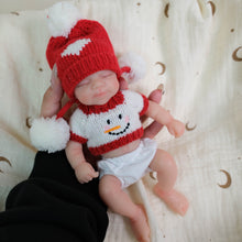 Laden Sie das Bild in den Galerie-Viewer, Pinky Reborn Realistic Reborn Baby Dolls Girl 8 Inch 20cm Soft Solid Platinum Silicone Full Body Mini Handy Baby Flexible Elastic Newborn Baby Doll Toy