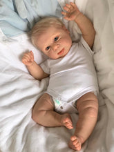 Load image into Gallery viewer, 18 inch Adorable Realistic Reborn Baby Doll Lifelike Soft Silicone Lovely Newborn Baby Dolls Girl Cuddly Toddler Baby Dolls Gift for Kids