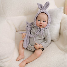 Carica l'immagine nel visualizzatore di Gallery, Pinky Reborn 19 Inch Reborn Baby Dolls Raven  Cozy Bunny Baby Doll with Blue Eyes Gray Hoodie Soft Cloth Body for Hugging (48cm)