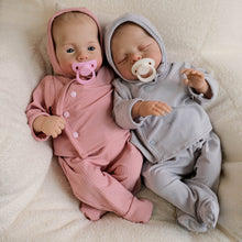 Carica l'immagine nel visualizzatore di Gallery, Lily & Irys 19inch Twin Reborn Doll Set | Open Eye & Sleeping Eye | Soft Body Hand-Painted Sister Dolls with Blue Eyes