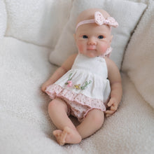 Load image into Gallery viewer, Pinky Reborn 8 Inch 20cm Reborn Baby Dolls Twins Baby Girls,Full Silicone Baby,Tiny Silicone Baby Dolls ,Mini Realistic Newborn Baby Doll with Clothes Set & Feeding Accessories