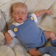 画像をギャラリービューアに読み込む, 18 Inch Lovely Realistic Newborn Baby Dolls Soft Silicone Real Looking Sleeping Reborn Baby Doll Girl Birthday Xmas Gift for Kids Age 3+