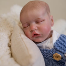 画像をギャラリービューアに読み込む, 18 Inch Lovely Realistic Newborn Baby Dolls Soft Silicone Real Looking Sleeping Reborn Baby Doll Girl Birthday Xmas Gift for Kids Age 3+