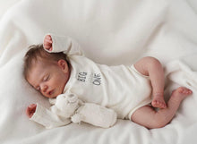 Carica l'immagine nel visualizzatore di Gallery, 19 Inch Sleeping Lovely Reborn Baby Dolls Girl Sam HandMade Lifelike Adorable Baby Dolls Gift