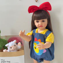 Load image into Gallery viewer, 22 Inch Adorable Reborn Baby Dolls Girl Full Silicone Body Cuddly Toddler Baby Dolls Lifelike Newborn Baby Dolls Gift