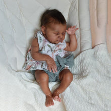 Load image into Gallery viewer, 20 Inch Biracial Reborn Baby Doll Black Girl African American Reborn Baby Doll Realistic Newborn Baby Dolls Xmas Gift for Kids