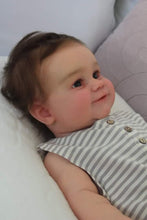 Cargar imagen en el visor de la galería, 24 Inch Real Life Newborn Baby Dolls Lifelike Cuddly Reborn Baby Doll Maddie Realistic Baby Doll Girl Gift