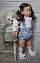 Laden Sie das Bild in den Galerie-Viewer, Lebensechte Reborn-Babypuppe, realistische Neugeborenen-Babypuppe, 61 cm, Reborn-Babypuppen, die echt aussehen, beschwerter Stoffkörper, Geburtstags- und Weihnachtsgeschenk für Neugeborene