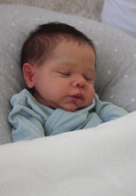 Load image into Gallery viewer, 19 Inch Lovely Lifelike Reborn Baby Dolls Marley Cloth Body Cuddly Realistic Newborn Baby Doll  Adorable Baby Dolls Girl Gift