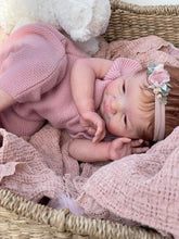 Load image into Gallery viewer, 20 Inch Cuddly Adorable Lifelike Reborn Baby Dolls Girl Lovely Newborn Toddler Realistic Baby Dolls Girl Gift for Kids 3+