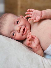 Load image into Gallery viewer, 20 Inch Lifelike Lovely Reborn Baby Dolls Girl Full Body Adorable Newborn Dolls Cuddly Toddler Realistic Baby Dolls Girl Gift for Kids 3+