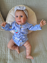 画像をギャラリービューアに読み込む, 18 Inch Real Life Cuddly Reborn Baby Dolls Soft Silicone Reborn Baby Doll Lifelike Adorable Newborn Baby Girl Doll Xmas Gift