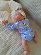 画像をギャラリービューアに読み込む, 18 Inch Real Life Cuddly Reborn Baby Dolls Soft Silicone Reborn Baby Doll Lifelike Adorable Newborn Baby Girl Doll Xmas Gift