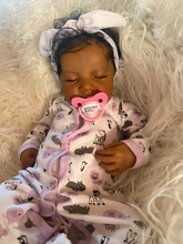 画像をギャラリービューアに読み込む, 19 Inch Adorable Real Reborn Baby Dolls Levi Sleeping Lifelike Reborn Baby Girl Doll Cloth Body Black African American Realistic Reborn Baby Doll