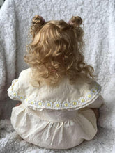 Cargar imagen en el visor de la galería, 24 Inch Cuddly Reborn Toddler Girl Maddie Soft Silicone Cloth Body Reborn Baby Doll Newborn Cuddly Baby Doll That Look Real Gift for Kids