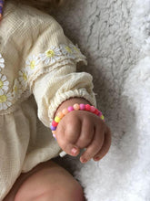 Cargar imagen en el visor de la galería, 24 Inch Cuddly Reborn Toddler Girl Maddie Soft Silicone Cloth Body Reborn Baby Doll Newborn Cuddly Baby Doll That Look Real Gift for Kids