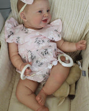 Загрузить изображение в средство просмотра галереи, 24 inch Weighted Soft Silicone Reborn Toddler Doll Girl Realistic Newborn Baby Doll Visible Veins and Capillaries Handmade Reborn Baby Dolls
