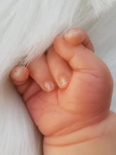 Cargar imagen en el visor de la galería, 24 Inch or 20 Inch Maddie Reborn Toddler Popular Cute Baby Doll Soft Silicone Body Kids Gift