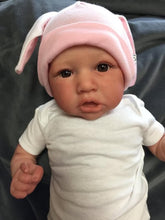 Laden Sie das Bild in den Galerie-Viewer, 22" Saskia Silikon Lebensechte Babypuppe Real Life Size Reborn Todder Geschenk für Kinder
