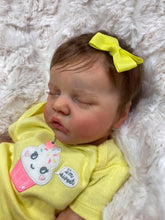 Load image into Gallery viewer, 18 Inch Real Looking Reborn Baby Dolls Silicone Soft Vinyl Lifelike Sleeping Newborn Baby Girl