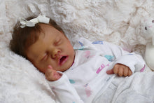 Load image into Gallery viewer, Handmade Reborn Baby Doll 18" Silicone Lifelike Baby Girl