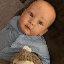 Carregar imagem no visualizador da galeria, Weighted Reborn Toddlers Boy 23 Inch Soft Silicone Reborn Baby Dolls Realistic Newborn Baby Dolls That Look Real