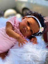 Загрузить изображение в средство просмотра галереи, 20 Inch Biracial Reborn Baby Girl Soft Body Black Skin African American Reborn Baby Doll Realistic Newborn Baby Dolls Xmas Gift for Kids