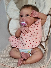 画像をギャラリービューアに読み込む, 20 Inch Realistic Newborn Baby Doll Soft Silicone Simulation Reborn Baby Doll Looks Real Baby Gift for Kids